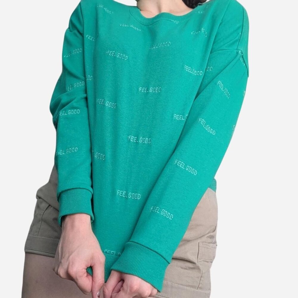 Green comfy sweatshirt